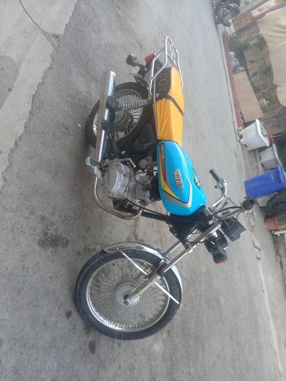 سلام عليكم يرانيه وراق صوليه دراجه ضيفه مكفول سعر ٣٧٥ وبيه مجال مكاني بغداد حيور سبع قصور ***********
