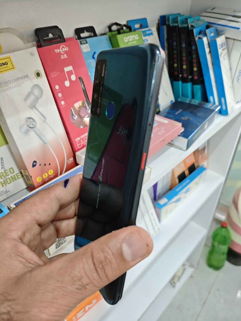 Tecno Pouvoir 4 Pro 

دەستی دوو ، زاکیرە 128 گێگا + پاتری 6000
تەنها شاشەی گۆڕاوە  ڕام 6 

نرخ / 85  هەزار  🌹💐🌷

***********
***********
ناونیشان قەڵادزێ بشدار, السليمانية

نص مكتوب في الصور:
- Tecno Pouvoir 4 Pro SPECIFICATIONS 7.0" 720x1640 pixels 16MP 1080p 4/6GB RAM Helio P22 6000mAh 18W