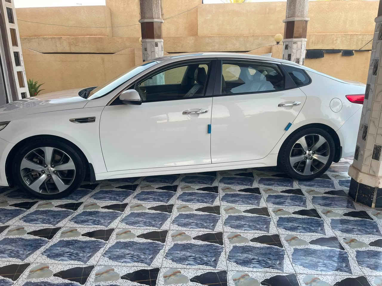 السلام عليكم اوبتيما 2016 خليجي مكينه 2400 دوش ما مفتوحه ماشيه 135 الف
فول مواصفات عدا البانوراما 

رقم بغداد الدولي باسمي 

تخم تاير جديد 

بصمة 

بصمة أبواب وجنطه 

يدات نيكل 

اشاير ترحيب 

شباك نيكل 

مري قلاب 

كشن كهرباء 

خزن ميموري 

جام اوتو 

سماعات harman kardon  

بردات بلاديه 

شاشه جبيره بلاديه وليس عمل او تجاريه 

لايت لد نهاري 

حساسات اماميه وخلفيه 

كامرا 

أنظمة قيادة: عادي . ايكو . سبورت 

بيها صبغ بالهلالات الخلفيه وبباب الصدر كد كارت   

مكانها الأنبار الكرمة 

السعر 160 

***********
