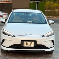بي واي دي BYD 2025 مرقم بغداد   المشي الكلي 16 الف كيلو  داخل ابيض / ش...