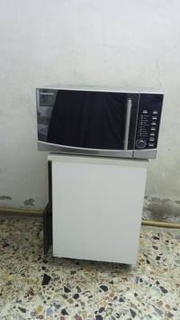 اغراض للبيع منطقة حي اور أي استفسار هذا الرقم الهاتف 07738561559