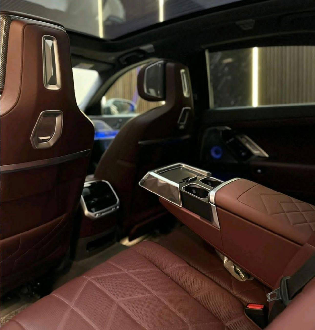 Bmw 740 i M-kit موديل ٢٠٢٣ vip
رقم اربيل باسمي - مظلل سنوية - ppf  
ماشيه ٣٥ الف كيلو 
خليجي وكاله العروش 
بدون صبغ او حادث 
***********
