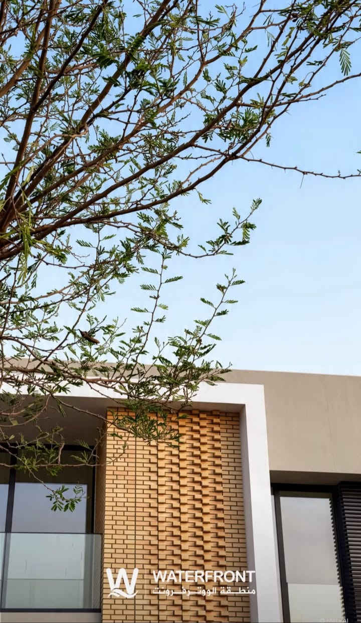 🔥 VILLAS | WATERFRONT ZONE 🔥

🏡 تتوفر الآن فلل فاخرة للبيع في Waterfront Zone – بدور بغداد

بتصاميم عصرية، مساحات متنوعة، وتجهيزات ذكية تمنحك مستوى جديد من الراحة والفخامة.

📐 المساحات المتوفرة:
• 250 م²
• 300 م²
• 400 م²

✨ أبرز المواصفات:
🛏️ تصاميم فاخرة ومساحات مدروسة
❄️ نظام تبريد مركزي حديث VRF
🏠 نظام منزل ذكي Smart Home
🔐 نظام أمني متكامل KNX

📍 Badoor Baghdad | Waterfront Zone
🔑 استلام مباشر وفوري

📞 للاستفسار والحجز:
***********

🔥 اختر مساحتك… وابدأ حياة بمستوى مختلف.
