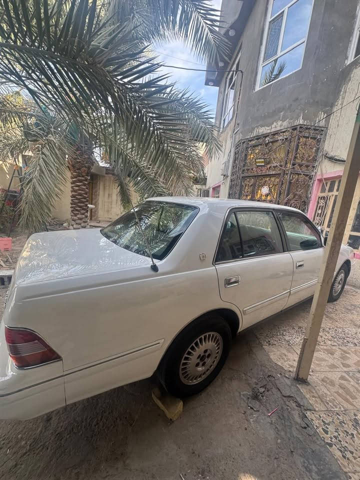 السلام عليكم 
أرنب راس الثور ثكم أيسر بلاد 
السياره مو محور ((ايسر بلاد))
سنويه ورقم جديد بأسمي تحويل ثاني يوم
السياره نضيفه جاهزه مكينه و تبريد وحداديه وتخم تاير دلوب
الكير بي تأخير بالبگ فقط 
السعر 125 ورقه
مكاني البصره

‭***********‬
***********

