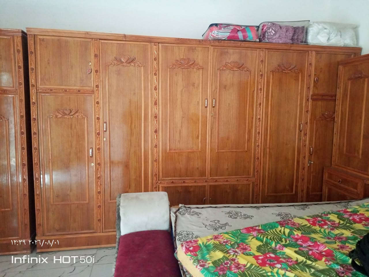 السلام عليكم غرفة نوم خشب صاج نجاره عراقيه بنضام تركي جاهزه خشب قوي استعمال قليل بيه كسر الجامه مال الميز للبيع كنتور وزاويه وميز تواليت وجربايه وشالوزيه وكومدي بابين للستفسار الاتصال 
***********
مكانه الحمزه الغربي
