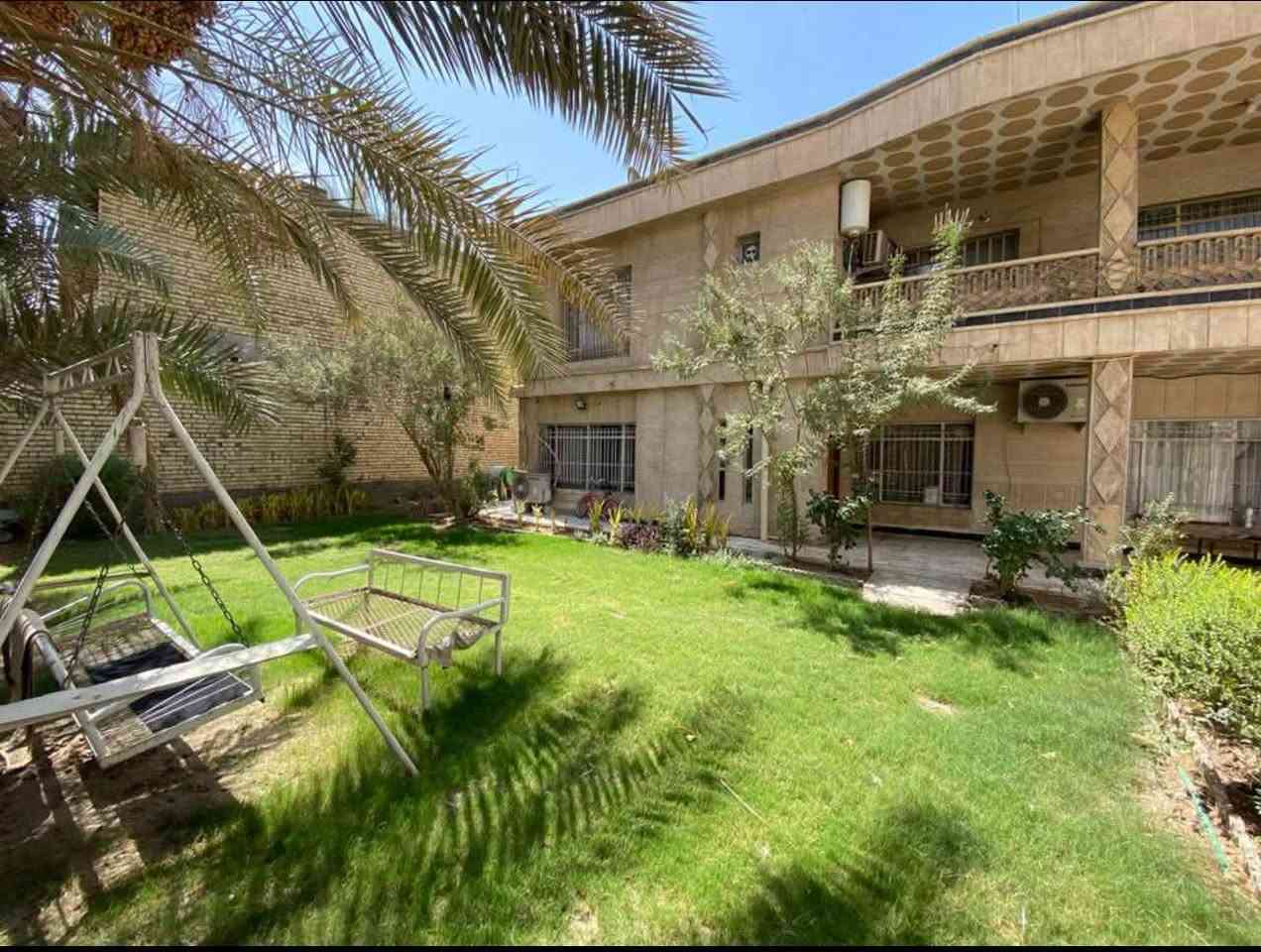 بيت بالبلديات شارع المصرف
*********** طابو
مساحة 480م
يباع كامل او بالتجزئة 120, 140, 150 متر
سعر المتر 2,000,000
