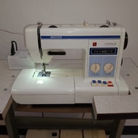مكينة خياطة • جديدة بالكرتون • شطره