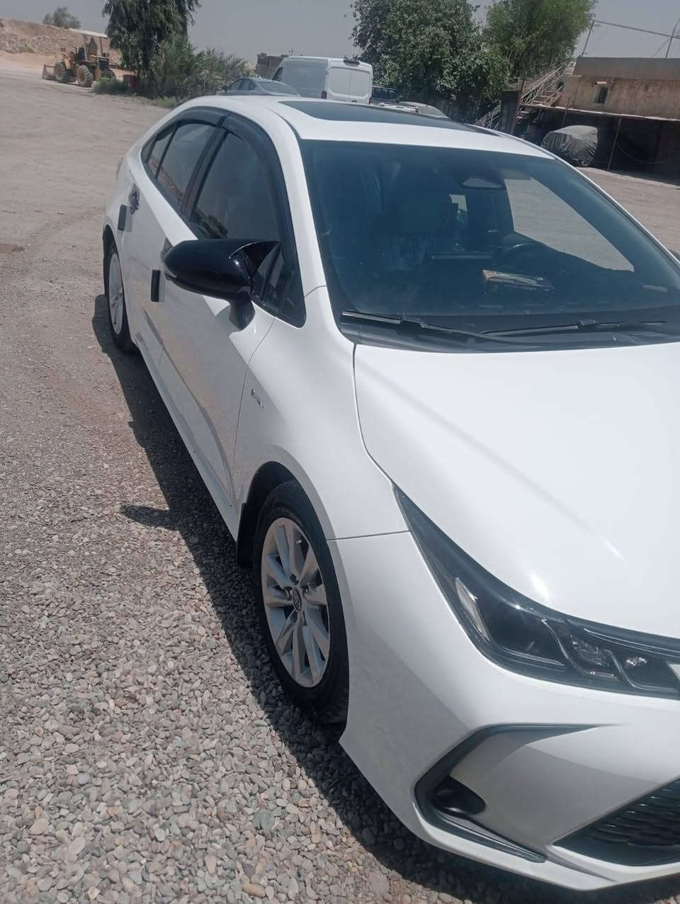 حبايب كورلا هايبرد موديل ٢٠٢٥ بغداد بسمي سيارة بيهة جاملغ وباب خلف سايق بدون دواخل شرط مكان سيارة بغداد زعفرانية السعر ١٤٢ قفل قفل بدون عملة للاستفسار *********** ابو رسل

