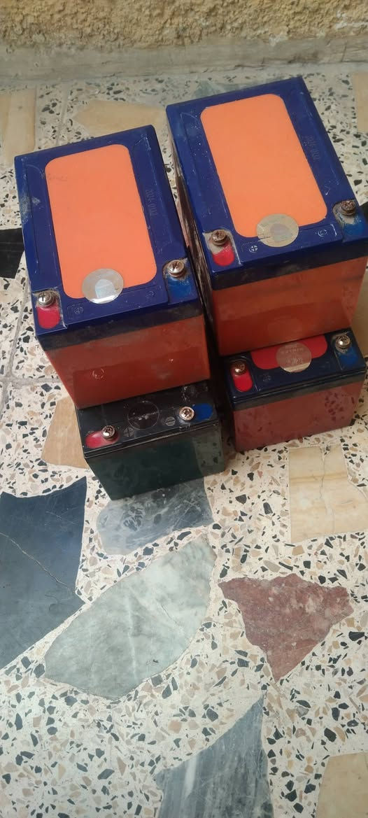 للبيع بطاريات حجم 16 امبير. شغال على فحص بي ضمان اسبوع   مكان بغداد الصدر  قطاع77  ***********@إشارة
