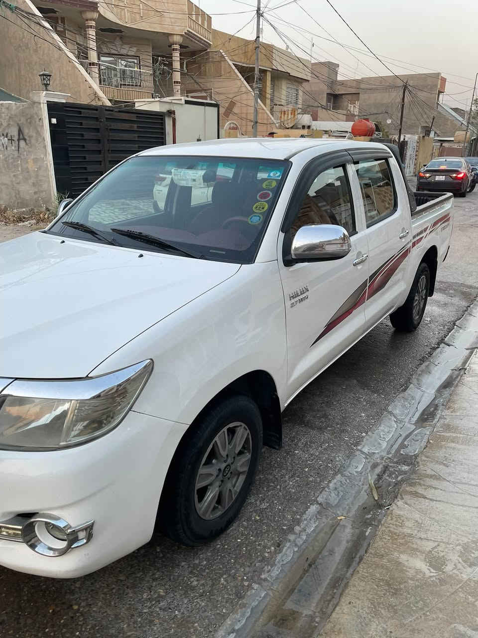 تيوتا (٢٠١٢) اوتماتيك سعودي ام الدعاء مكفولة من الصبغ بيها فقط بارد 

السيارة جديدة صدر جديد تخم تاير تبريد ثلج 

رقم ديالى سنوية لل٢٠٢٨   مكينة مكفوله مامفتوح بيها برغي

بجم كبس برغي مامفتوح بيه. السعر (١٦٥) وبيها مجال

مكاني ديالى بعقوبة /***********
