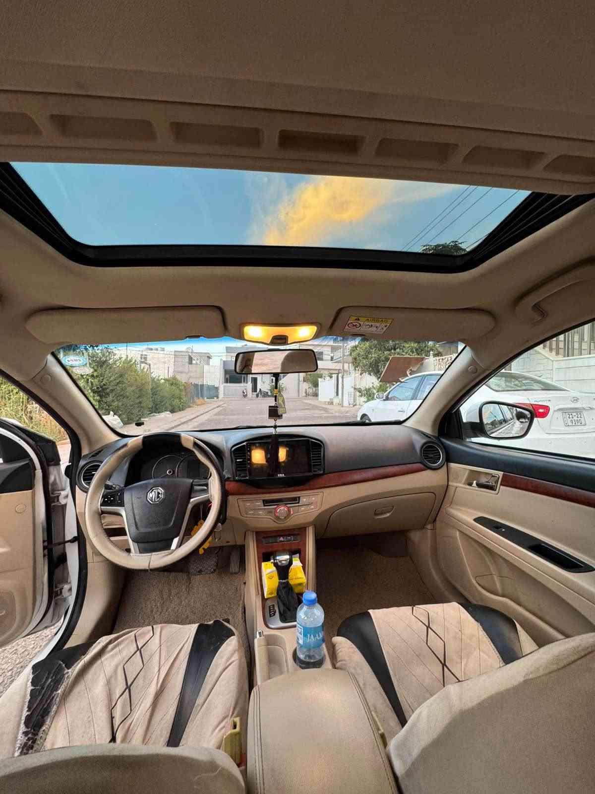 ام جي 350C • ٢٠١٦ • فول مواصفات