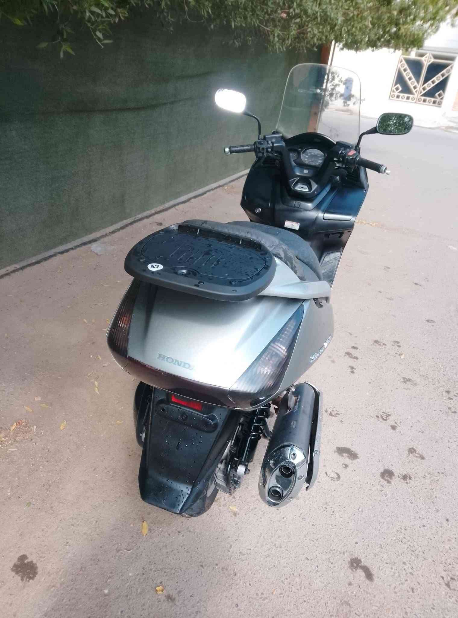 هوندا • بغداد • للبيع