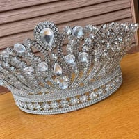 تاج عرسان ومناسبات تصفيه محل قيم واخذ   07722273739  واتس  موفع بغداد ...