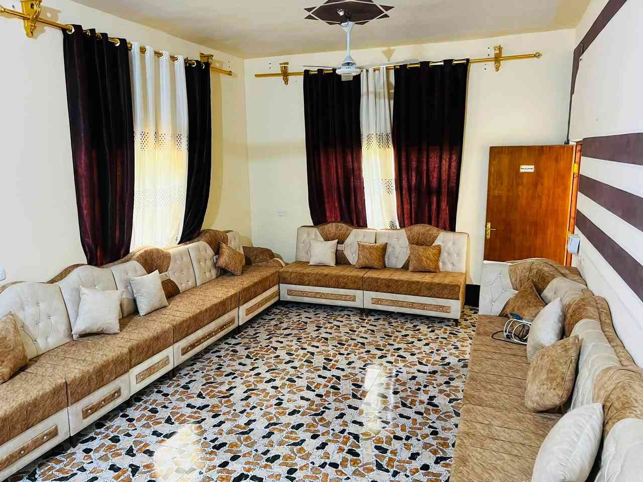 السلام عليكم 3 دخام غنفات
نضافه فول سعر مناسب***********
