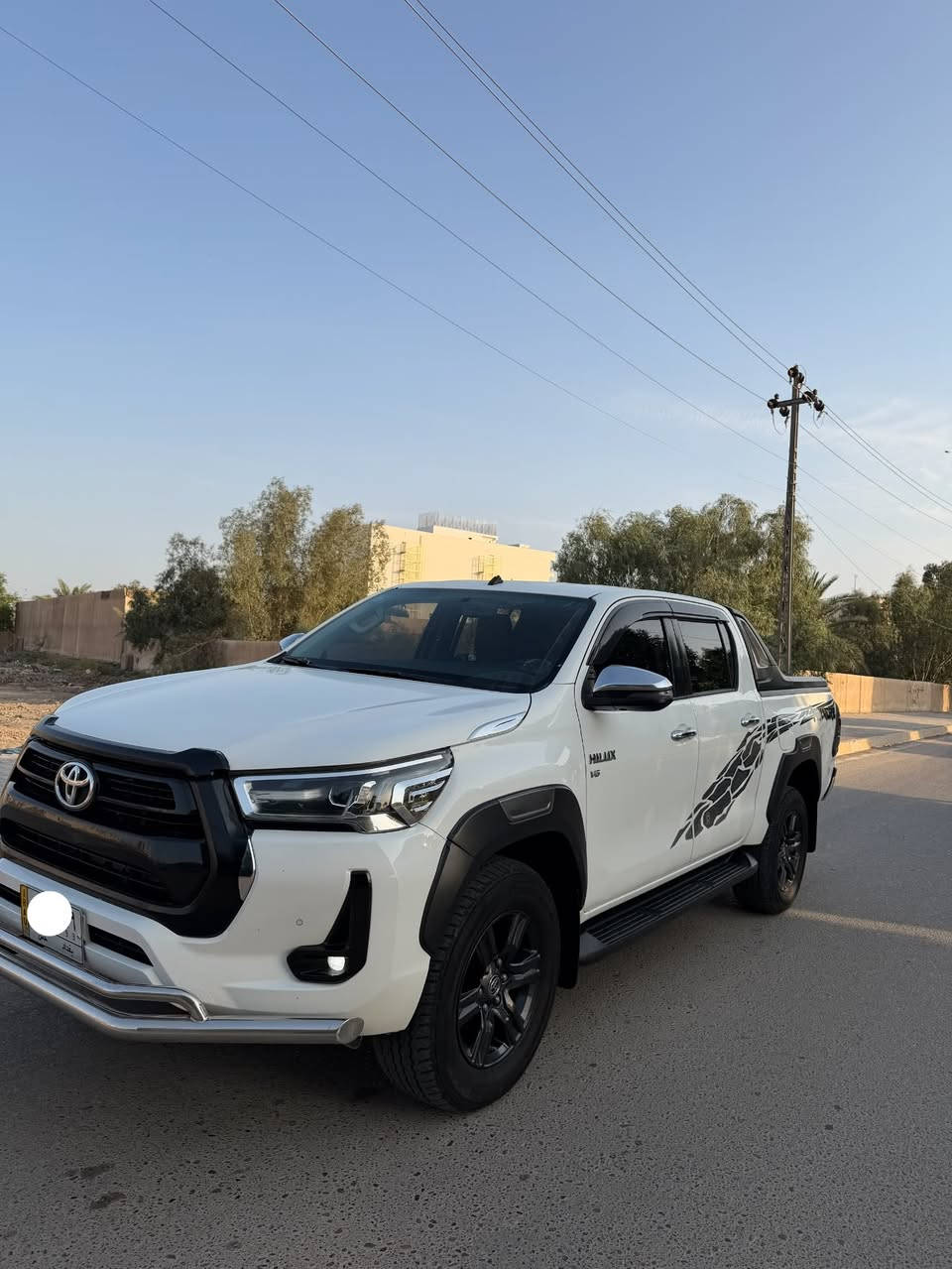 السلام عليكم
هايلوكس  Trd
 كفاله عامه بدون بارد بدون صبغ بدون تبديل 
 ساز اعلى مواصفات
موديل : 2022
نوع: اوتماتيك
رقم : بغداد
تحويل ثاني يوم 
مكفولة كفالة عامة
سنوية ماساقطة
اعلى شيء فول مواصفات 
السياره ع وضع الشركة 
مكان السيارة حله مركز مدينه
رقم للاتصال : ***********
