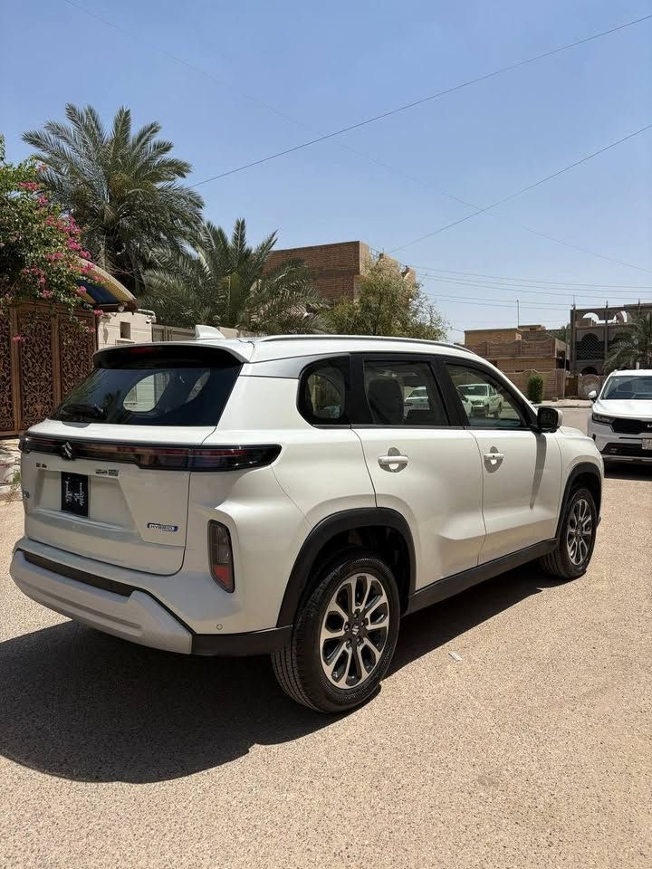 ‎🚗 للبيع أو المراوس
‎سوزوكي جراند فيتارا 2024

رقم بغداد باسمي والمالك الأول للسيارة نظام مقترض 
وكفيل وكالة باسم المشتري 

‏‎📍 الموقع: المثنى – السماوة 

‏‎✨✨ المواصفات :
‏‎🔹 محرك هجين خفيف (Mild Hybrid)
‏‎🔹 سعة المحرك: 1.6 لتر – 4 سلندر اقتصادي
‏‎🔹 كاميرا 360 درجة لرؤية محيطية كاملة
‏‎🔹 حساسات  أمامية وخلفية 
‏‎🔹 مثبت سرعة 
‏‎🔹 نظام الثبات الإلكتروني + منع الإنزلاق
‏‎🔹 وسائد هوائية أمامية وجانبية للحماية الكاملة 
‏‎🔹 نظام مراقبة ضغط التايرات 
‏‎💰 السعر:150$ وبيه مجال حق الجيه
‏‎للاستفسار الاتصال *********** واتساب 

‏‎#للبيع #سيارات_للبيع #سيارات
