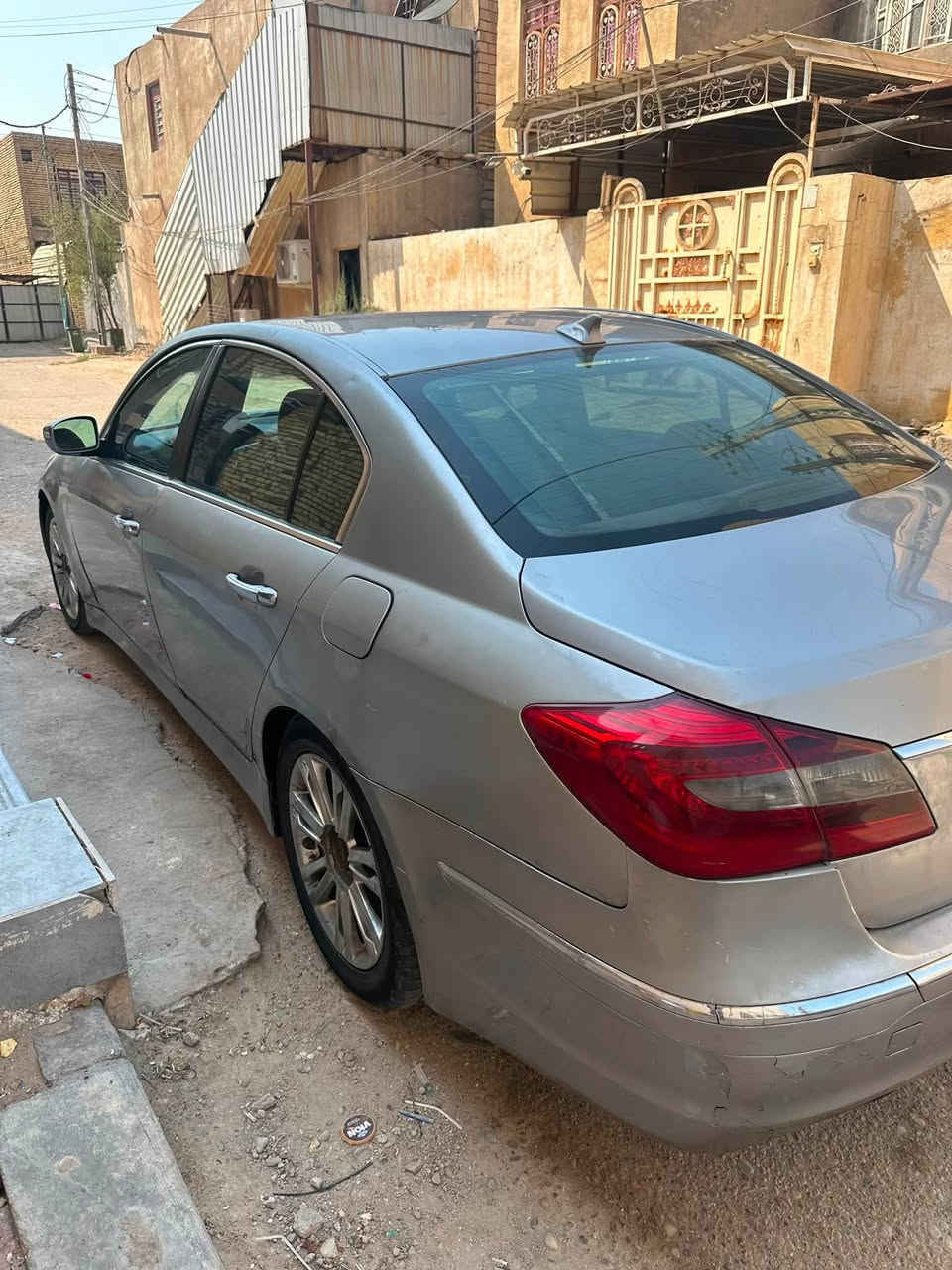 جنيسز 2012 امريكي
محرك 6 سلندر 3800

فول مواصفات 

حساس امامي خلفي

بصمة تشغيل وابواب

فتحة سقف

شاشة تاب

ماوس تحكم

كشنات جلد وكهرباء

تدفئة وتبريد بالكشنات وميموري خزن

مري قلاب واشارة بالمري 

ثلاث قطع تبريد

بردة خلفية

صدر جديد

عازل حراري للجام

رقم بغداد مكانها العمارة

السعر 85 وييها مجال

***********
