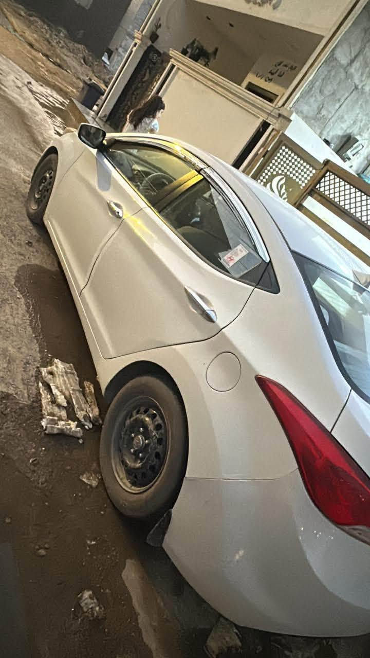 2012 
خليجي النترا 
مديل 2012
رقم سليمانية 
حزام جماليه باب السيق بيه معجون
مكينه 1800 جديده
تخم تاير جديد
صدر جديد 
تبريد ثلج
دواخل مدوشمه
رقم سلايمانيه تحويل ثاني يوم
مكاني بغداد 
السعر 90 وبيه مجال حك الجيه
هاتف ***********

