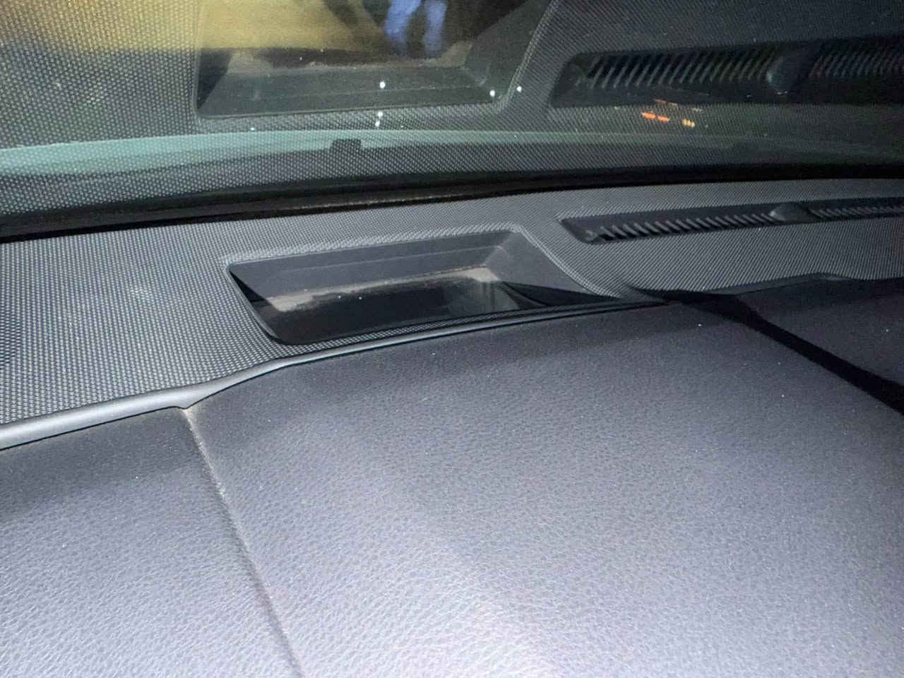 أفالون • ٢٠٢٥ • ٢٣٠٠٠