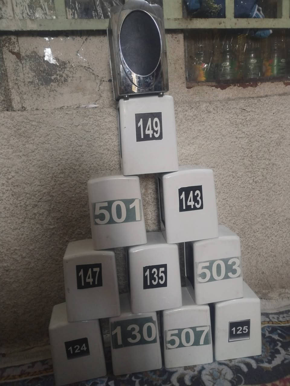 السلام عليكم علب مال كلينس عدد 20 للبيع ***********
