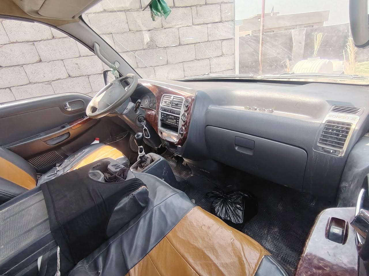 سلام عليكم كيا 2007 محرك 3000 يبخر وينقص رقم واسط تحويل مباشر ملاحضه بيع او مراوس 2700 (***********)
