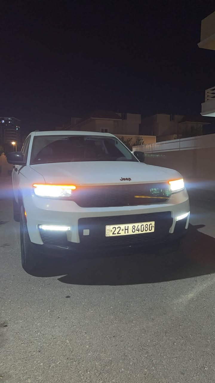 * 3.6L Pentastar V6
* ⁠7 راكب vip
* ⁠الگير 8 سرعات أوتوماتيك
* 4×4 دفع رباعي 
    جلد Capri
* مقاعد أمامية كهربائية
* ذاكرة لمقعد السائق
* تدفئة للمقاعد الأمامية والصف الثاني
* دركسون مدفأ
* تكييف 3 قطع
* شاشة وسطية 10.1 إنش
* Apple CarPlay
* Android Auto
* تشغيل عن بُعد
* إضاءة داخلية Ambient
* مخارج USB للصف الثالث.
* ⁠صندوق كهربائي
* ⁠دخول ذكي
     * ⁠كامره خلفيه
الممشى 44,000km
* ⁠رقم السياره اربيل ومكان السياره ايضا اربيل  
* ⁠*********** للتواصل
