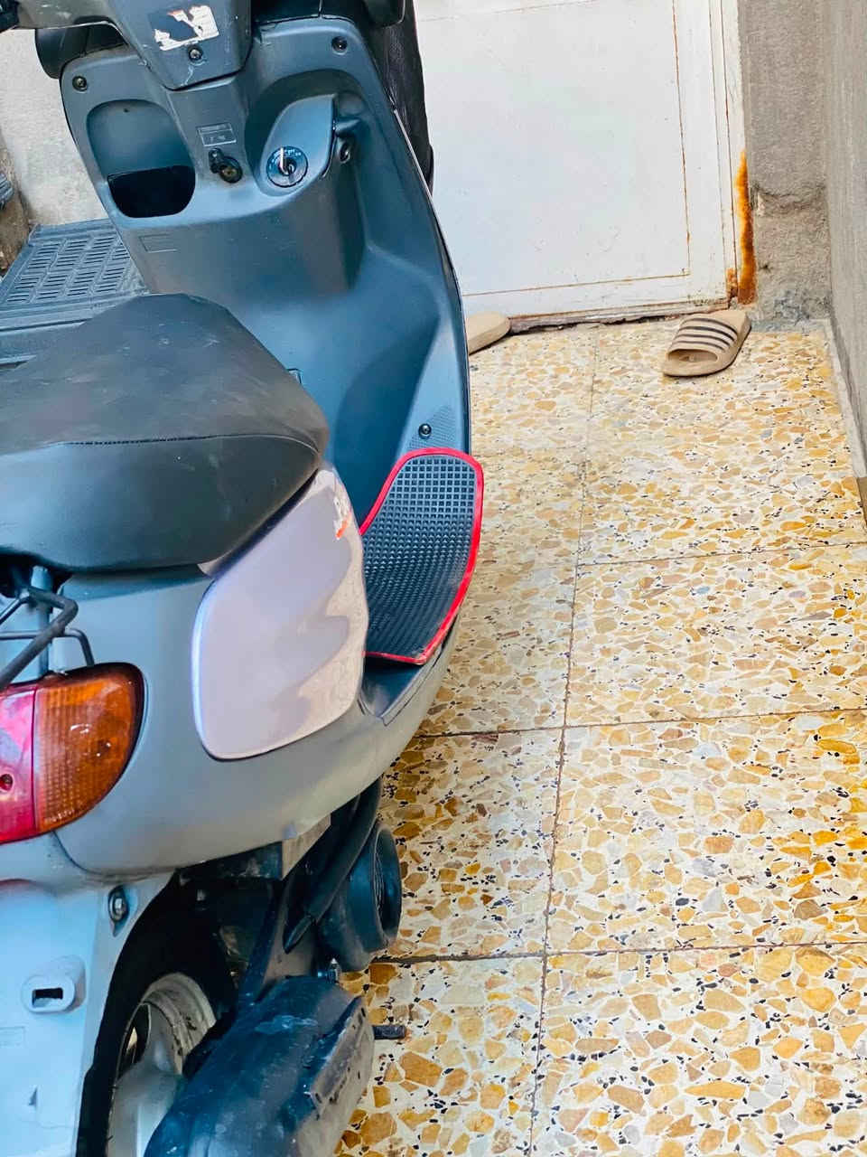منغولي للبيع ما مفتوحة شرط الفحص
شلعة ومعدل سلف هندر خرسة بالمشي
كهربائيات كلهة شغالة 
الدراجة على وضعهة البلاد  
اخت الجديدة
السعر830 وبيهة مجال
للاستفسار 
***********
