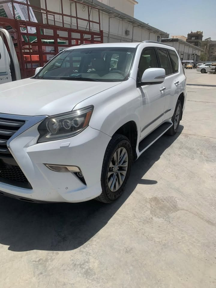 سلام عليكم
لكزز GX460 

موديل 2014 بريم بريم اصل باب اول

ماشية 200 حقيقي اصل 

 سيارة على ايد وحدة فقط

مكفولة من صبغ تبديل وضربه 
فقط بارد باب الجنطه

رقم بغداد  بسمي هزة فحص

التواصل على الرقم ***********
مواصفات 

جكات 

شاشات 3 بلاديات

رادار امامي + جانبي

كشنات حار + بارد + ثنين كراسي كهرباء

كشن سايق خزن مموري

اربع كامرات 360 

ستيرن كهرباء خزن + ستيرن تدفىء

اتو بارك تصفط وحدهي

13 سماعة + دمام 

كشنات خلفية كهرباء 

تشغيل عن بعد 

فتحة بل سقف

ريموند شاشات 

اعلى مواصفات بل لكزز فول للاخير 1/1
