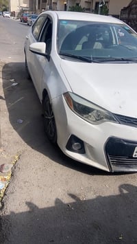 كورلا ٢٠١٤ امريكي ٣قطع صبغ بدون دواخل وكير يخربط  مكاني بغداد ٠٧٧١٤٣٤٢...