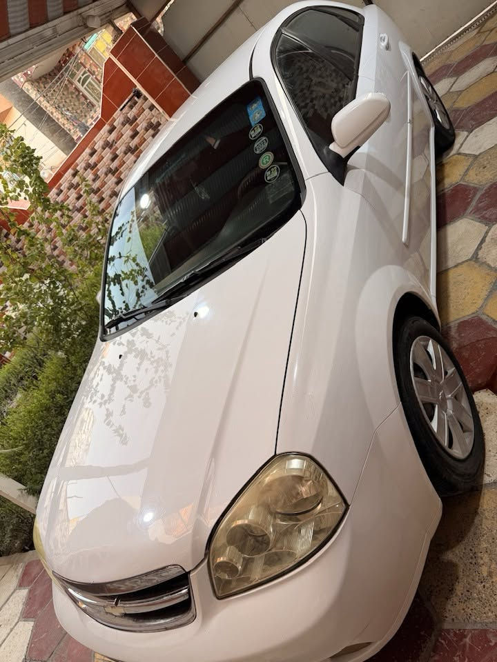 شوفليت اوبترا خليجي مديل 2011 الشركة العامة السيارة جديدة مكفولة من الضربة والتبديل والصبغ فقط موضح في الفديو شبر صبغ في الجاملغ الخلفي مكينة وكير مال حاوية جديدات 
تخم تاير جديد 
تبريد ثلج 
شاشة أندرويد 
منظومة زنون كاملة عالي ناصي اصلي 
العنوان الحلة شارع 60 
السعر //75 
للتواصل ابو كرار 
*********** 
***********
