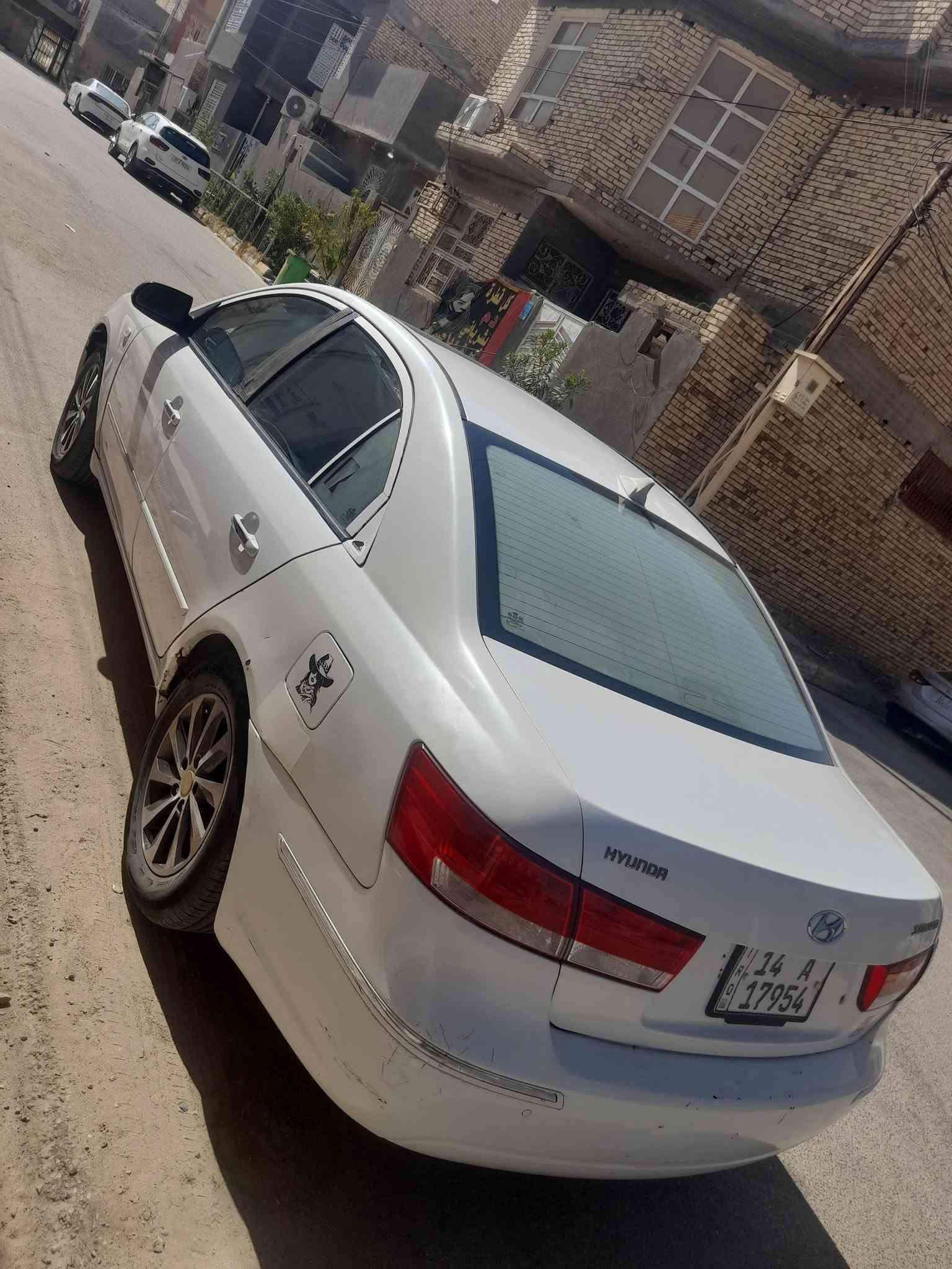 السلام عليكم بيع فقط مستعجل
سوناتا 2009 خليجي فول مواصفات 4 سلندر كير ومحرك كارتون شرط برغي مامفتوح بيهن توهن مشدودات 2400 تبريد ثلج حداديه جديده السياره مال جناي بسمنه رقم انكليزي مشروع وطني سنويه جديده تريد تحويل تريد وكاله السياره بيها جاملغ وبنيد تبديل وبيها رشات صبغ سعرها 89 وبيها مجال 
مكاني ناصريه مركز 
***********
