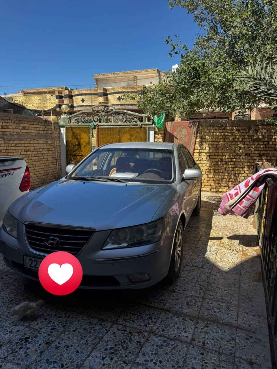 سوناتا موديل 2010بيه كصه
السعر 40وبيها مجال مكانها العماره

***********
