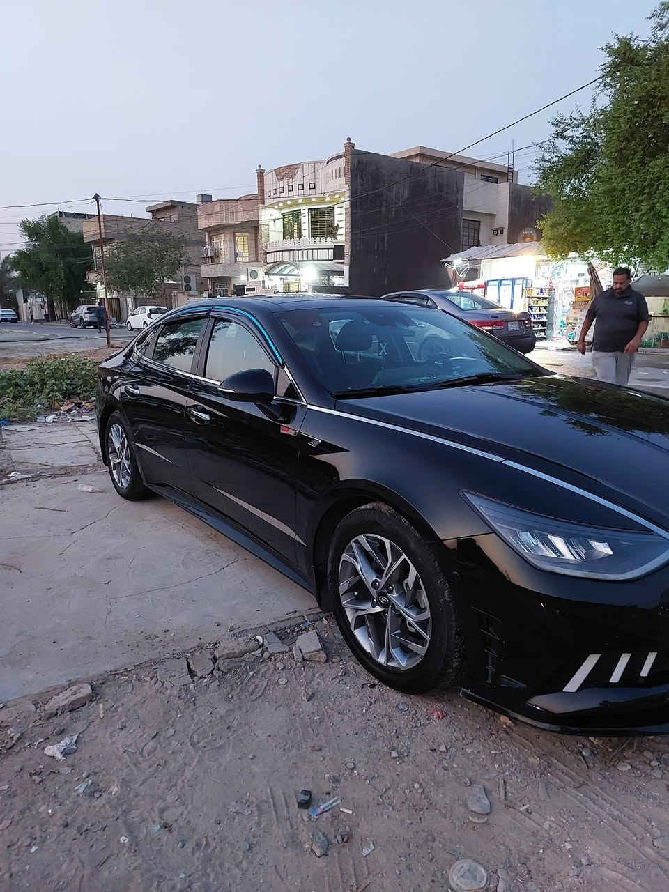 سوناتا موديل ٢١ اسودشذري
محرك 2.5 تنفس طبيعي
فول مابيهه اي نقص 
بانورامه
عداددجتل
تبريدقطعتين
تبريدمنفصل الراكب ولسايق
توقف ذاتي من المام ولخلف
تدعم كاربلي
تحديدمسار
بصمت تشغيل وابواب
تشغيل عنبعد
نضام ترحيب
السيارة بيها اهواي مواصفات
نقطه عمياء
شاحن لاسلكي
رادارات
السياره ماشيه ٣٩
وشرط السنويه بسمي
لايت وبك لايت لد
وحادذالسياره كلش خفيف
رقم ***********
السعر١٦٥ وبيهه مجال
بغدادالغزاليه
