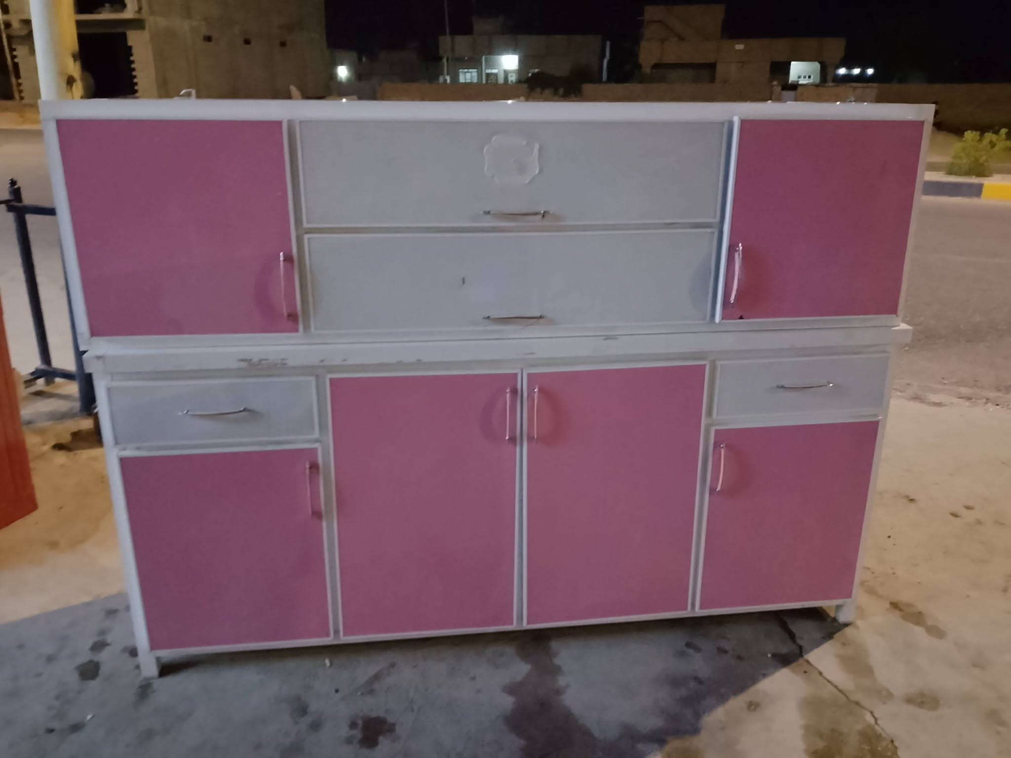 أثاث مستعمل • أسعار مناسبة • الشركاط السيحل