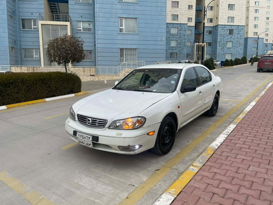 نيسان مكسيما موديل ٢٠٠٦ تحويل أصل شركة سردار، داخل أصفر (بيج)، مكفولة من الداخل (درجة أولى ونظيفة جداً).
المواصفات والتفاصيل:
 ٤ زجاج كهربائي
 شاشة آيباد
 الماكينة ٣٠٠٠ (جير، ماكينة، وتبريد بشرط الفحص)
 ٣ قطع صبغ (بدون داخل )
 إطارات جديدة (تائرات جديدة
 الكشنات وتغليف الأبواب بحالة الشركة ولم تتضرر (بلاد)
 السيارة نموذجية وبحالة ممتازة جداً
ملاحظات البيع:
 السنوية منتهية (بشرط التحويل وبدون غرامات)
 السعر: ٦٧ ورقة (٦,٧٠٠ دولار) مع مجال للمعاملة الأخوية
 الموقع: السليمانية
 رقم الهاتف: ***********
