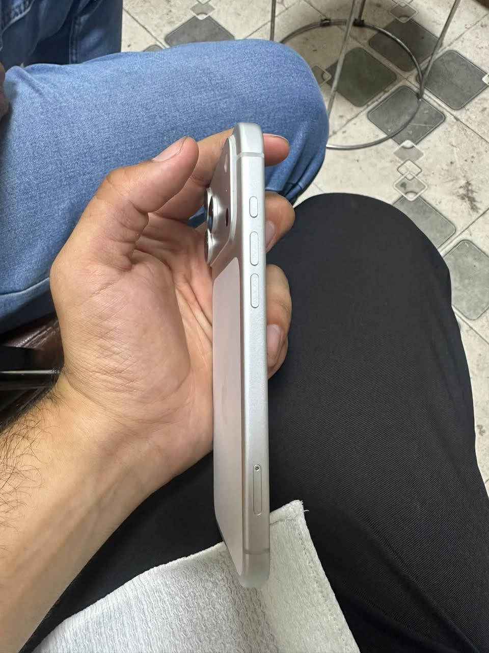 ايفون 17 pro max
السلام عليكم ايفون 17 برو ماكس نسخه عالمية شريحه سيم وحده نظافته 100% استعمال شهرين او اقل سعره مليونين و بيه مجال الجهاز ماستر الضمان سنتين بيه من شركه ابل ماستر الجهاز مابيه اي نقص او ضربه او ايشي المكان بغداد الوزيريه رقمي ***********
