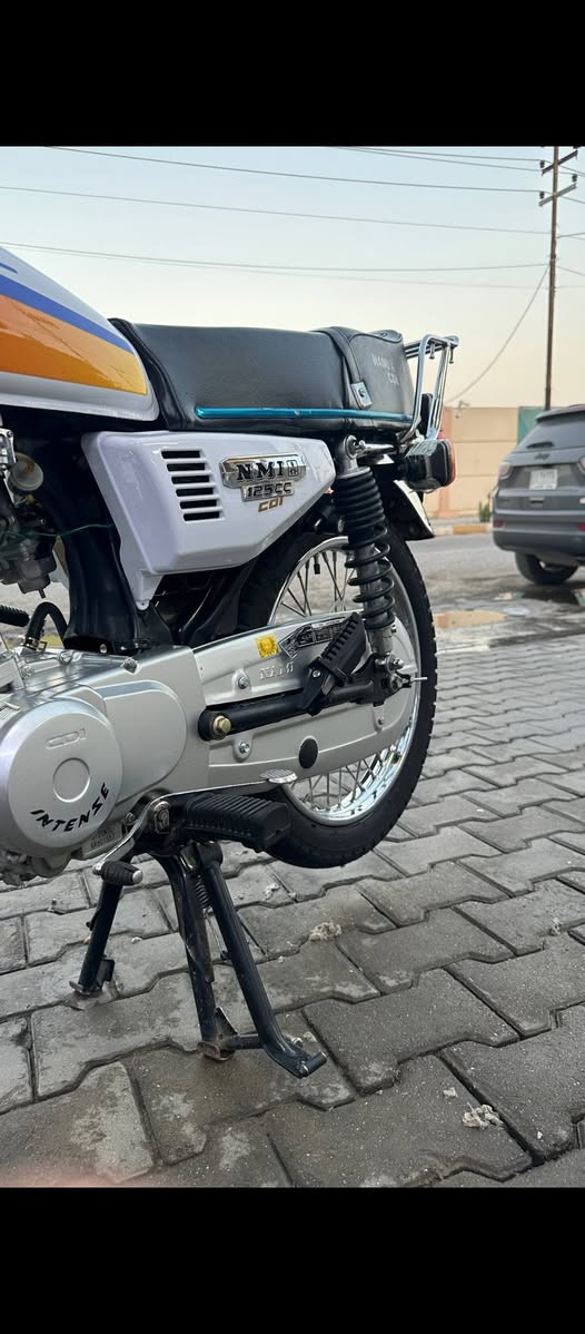 سلام عليكم  دراجه لبيع سعر 800ميسان العمارة ***********
