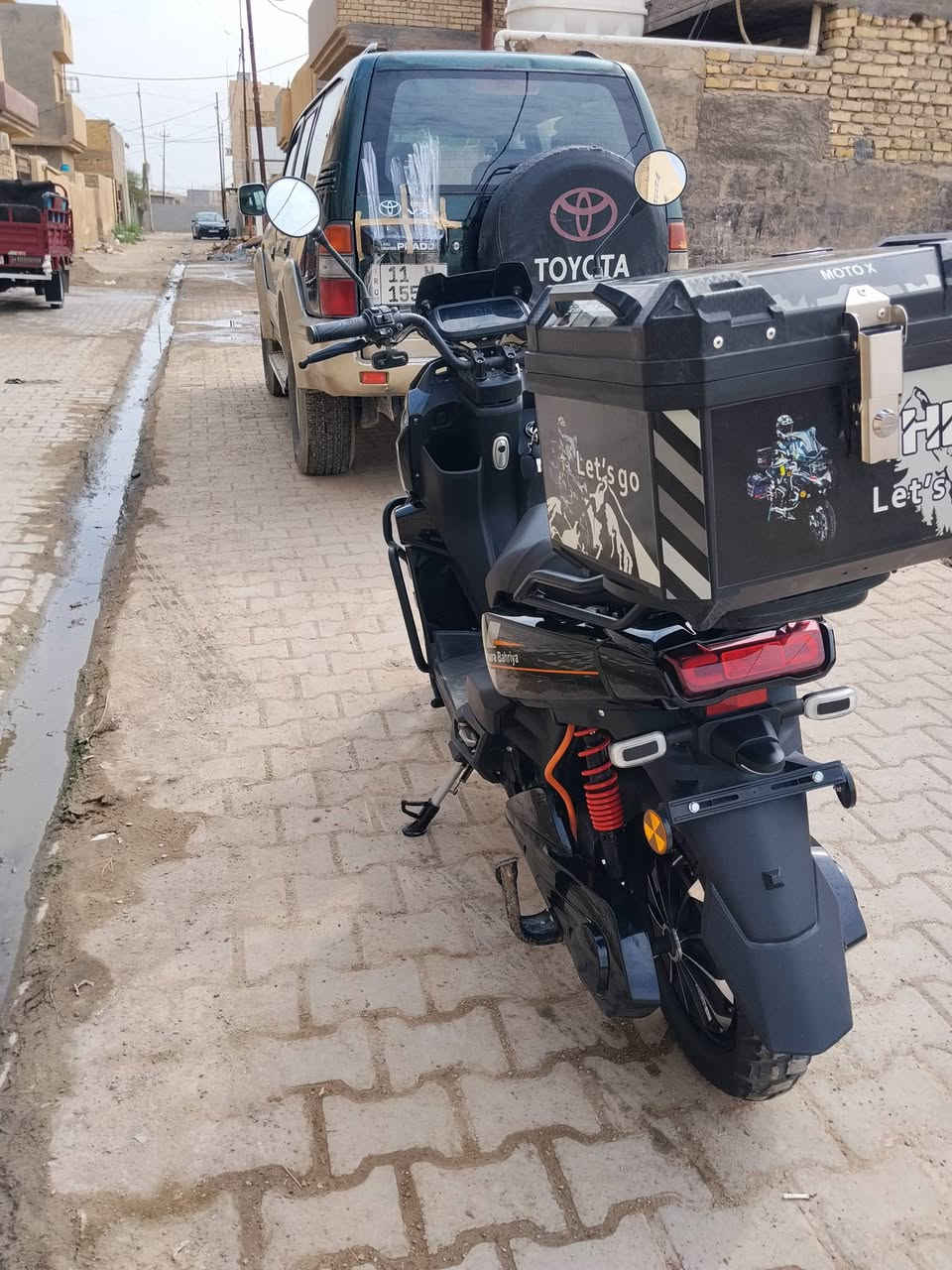 متاح اباجي للبيع اخت جديده ما ماشيه شي قليل دراجه مضمومه زيرو
ملف 3000طلقه 🤞🫠
بطاريات مصطره 45امبير 😉
تايرات حجم 12/90/170 جبلي 💯
لايتات عالي ناصيي العالي يعمي شرط 🤓 
اشاير يمنه يسره دبل اشاره 🦹 
وياها 3صناديك ثنين صفح وحده بنص 🙇
سرعه مخيفه وشلعه تشك الكاع 🙃 
شخط مابيها دراجه وزيرو 😋
دراجه علا أخر حبايه كامله 🙂 
سعر 1200بيها مجال قليل مكاني طارميه تدبير شراي اتصل مو شراي لتراسل وتعبني
