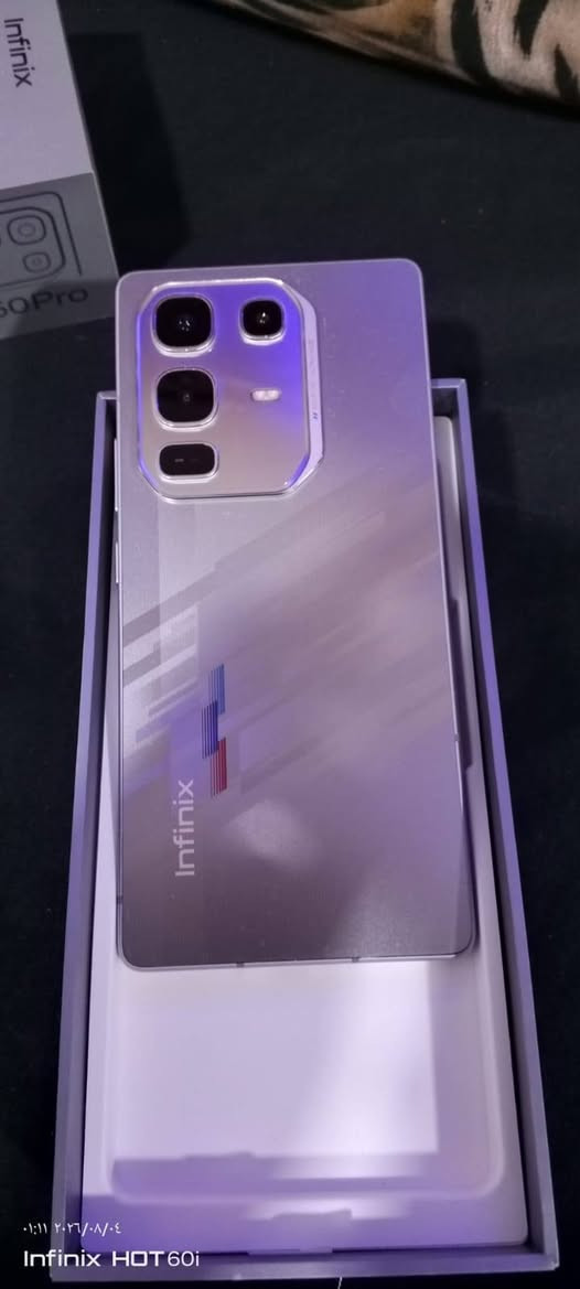 موبايلInfinix NOTE 50 Pro للبيع الجهاز نظيف 99% 100 الجهاز كلش حلو بالببجي 60 فريم وشاحنه 90 واط تليفون كلش حلو نظيف والسعر خاص هذا رقم الهاتف على الواتساب***********
