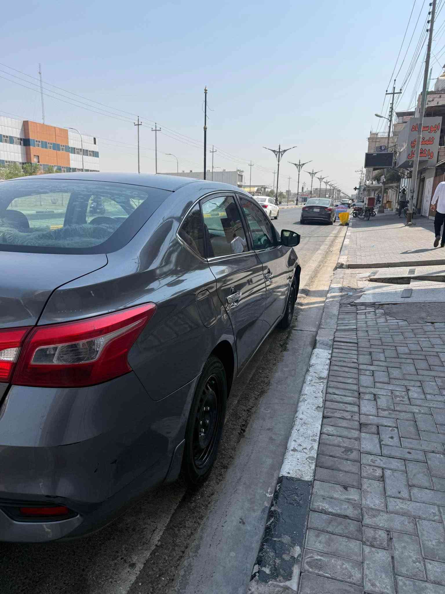 نيسان سنترا 2019 وارد أمريكي حادث جاملغ وبنيد كفاله كير ومحرك وتبريد وتخم تاير جديد سنويه منتهيه تحويل ثاني يوم  وجديده السياره ما ماشيه هواي ماشيه 62 ميل استخدام شخصي بيع أو مراوس عادي مكان البصره حي الجامعه سعرها 83 
*********** البصرة, العراق
