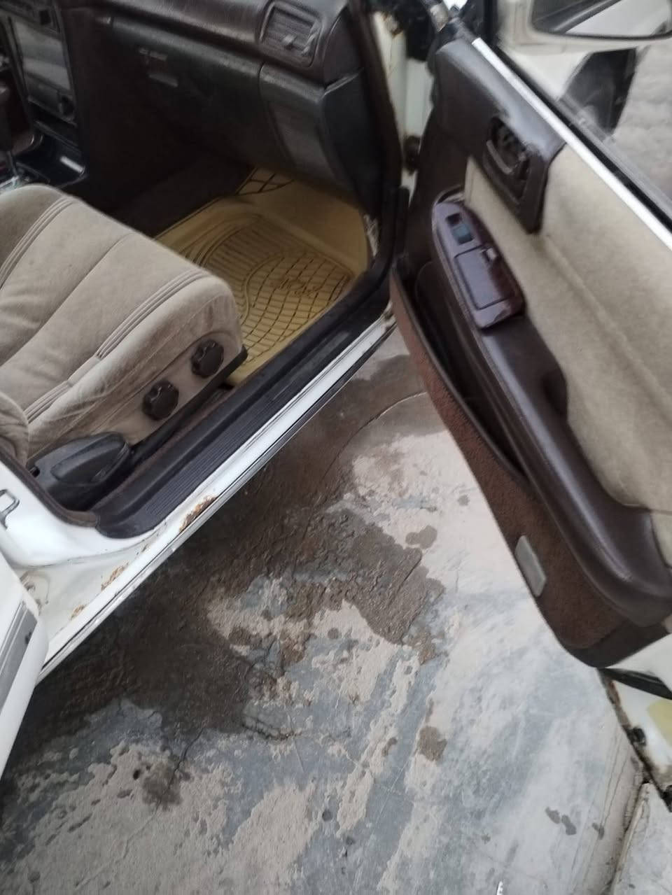 سلام عليكم مارك كصيف مكفوله من لصبغ محرك كير كهربائيات فول حداده نص عمر بدي بلادي بيه بياد قليل مكاني البصره دير لسعر ٣٥ بيه مجال *********** البصرة, العراق
