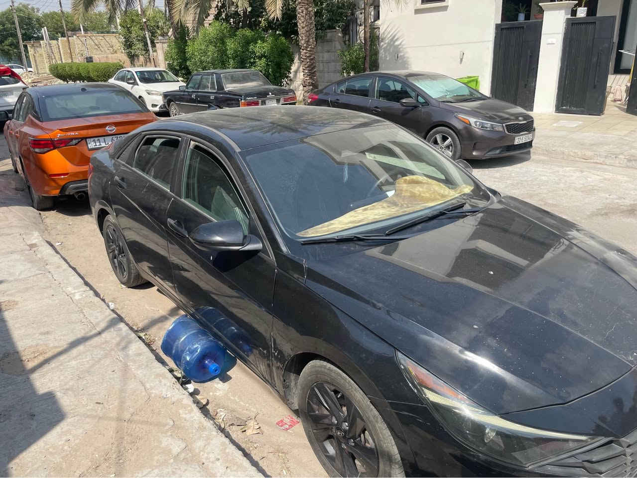 النترا 
موديل 2021 
ماشيه 70 الف ميل 
حادثها خشم البنيد 
بيها بارد بالباب 
وحالياً كايم الكيرا 
واريد ابيعها ع وضعها 
قيم واخذ مكاني الدوره حي الميكانيك 
*********** بغداد, العراق
