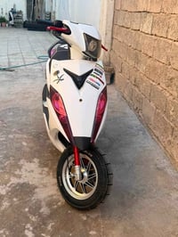 ماكس مضلع • ٢٠١٤ • ماشي ١٢ الف