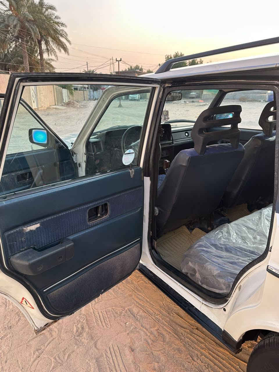 فالفو موديل 91 رقم نجف تبريد شغال تخم تاير جديد محرك كير ياباني على الفحص كهربائيات كله شغاله صبغ للجماليه غرفته حلوه سياره مكانه بل النجف الاشرف السعر 48وبيه مجال رقم تليفون ***********بي واتساب
