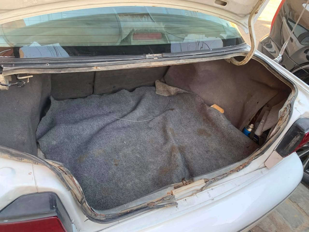سيفيا البيع سياره نضيفه كلشي شغال بيه سياره مرتبه مال جناي كير عادي هاذ رقم راعيه مكلف بنشر تفاصيل رقم صاحبه ابو احمد ***********
