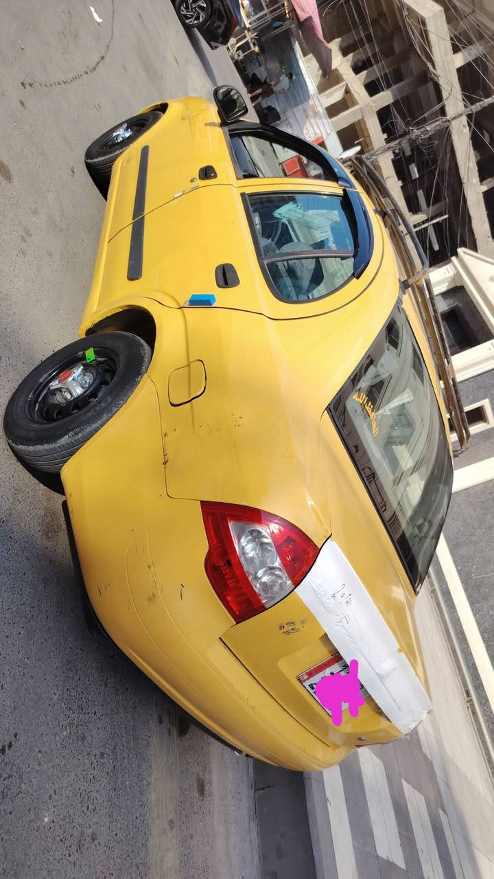 سيارة طيبة للبيع
سيارة نظيفة وجاهزة، ما تحتاج أي مصرف، شغل وامشي.

المواصفات:
- محرك كيا ريو تعبئة شادله جديد
- كير كيا ريو  شادله جديد، تبديله حلو وناعم
- دبلات جديدة 4
- صدر أمامي كامل جديد+ خلفي 
- كشنات دوشمة جديدة
- غرفة نظيفة كلش ومرتبة 
- ماصداد جديده دعاميات جديده 
- السياره حلوف مرتبه 
-  التبربريد شغال نقصه بس كفر فريز وموجود مشتري بس ماشاده  
-
مكاني بغداد . 

السيارة طيبة ومصروف عليها، بس تاخذها وتطلع. 
تحويل ثانيوم السياره مصفره خيئه وغرامات 

السعر: 35 وبيها مجال بسيط للشراي . 
***********
