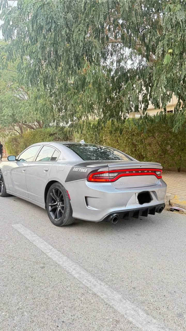 جارجر موديل 2016 هيمي 5700 اصل بلادية بس دعاميات تحديث و صبغ حتدثها موضح بلصور بس بارد اسفل الجاملغ الامامي الايسر و الباب السايق الايسر كشنات تبريد وتدفئة وفول كهرباء مع خرن ميموري تخم تاير مكينة كير نظيفات ومكفولات المكينة قبل اسبوع شديتها تفصيخ موديل 18 و تخم تايرات جدد وحدادية جديدة و منظومة تبريد جديدة فريز و راديترات مي وتبريد جدد مبدلات و السيارة اسوك لاطلقات و لا هدرز كلها ع البلاد السعر 175
واسف ع الايطالة للاتصال 
***********
ابو سيف

