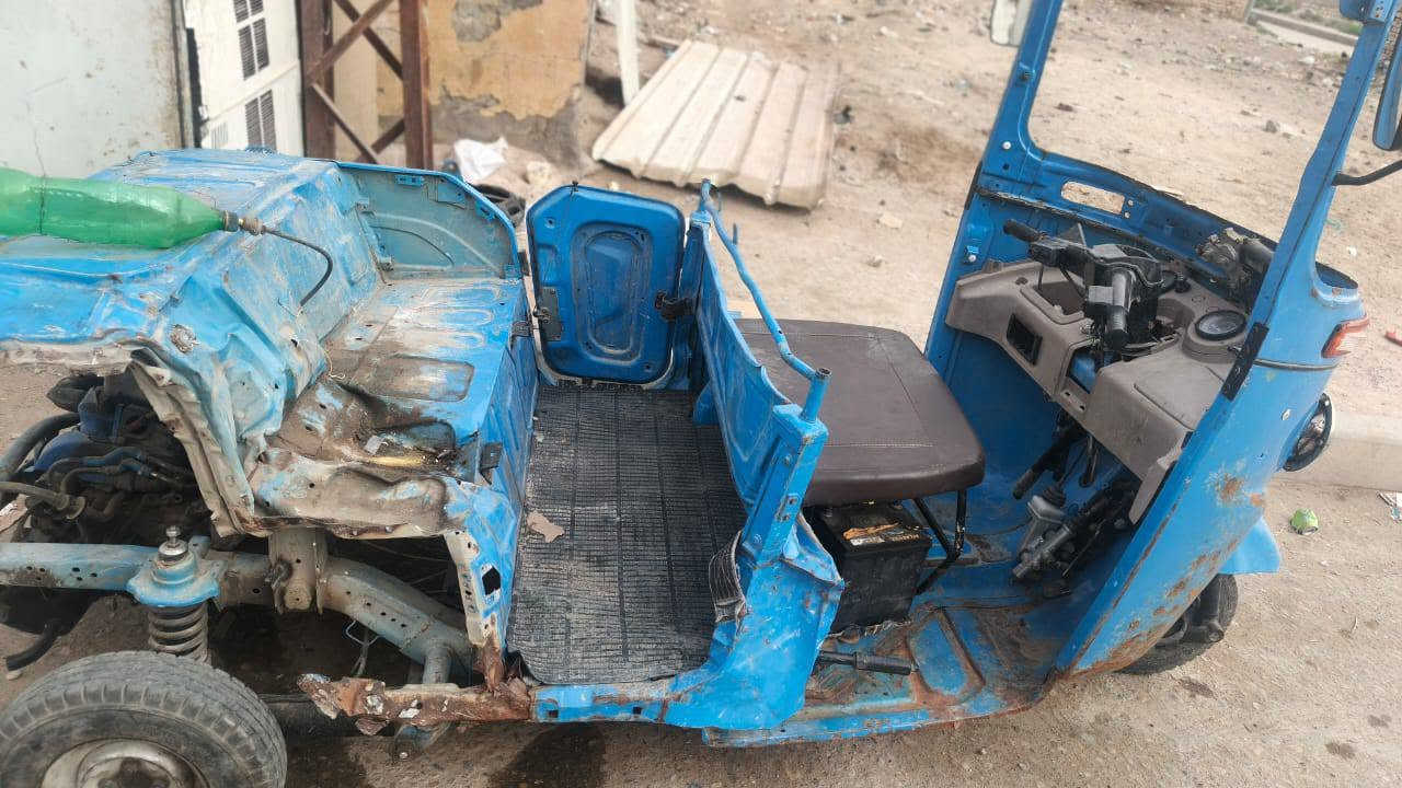 السلام عليكم
تك تك للبيع مديل 22 سنويه مفقوده بيها كتاب 
من محكمه مالك الموجود 
فيديو قبل حادث
سعر 6 ملاين @
وات ساب ***********
رقم اتصال 077
