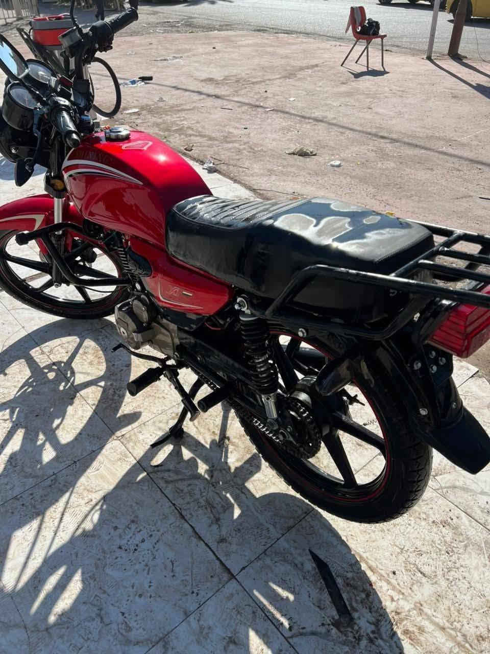 ‏شاينك موديل 23 مرقم للبيع 
‏ ( مكفولة )
‏السعر 1800 وبيها مجال بسيط حك الجيه
‏للاستفسار 
‏***********
