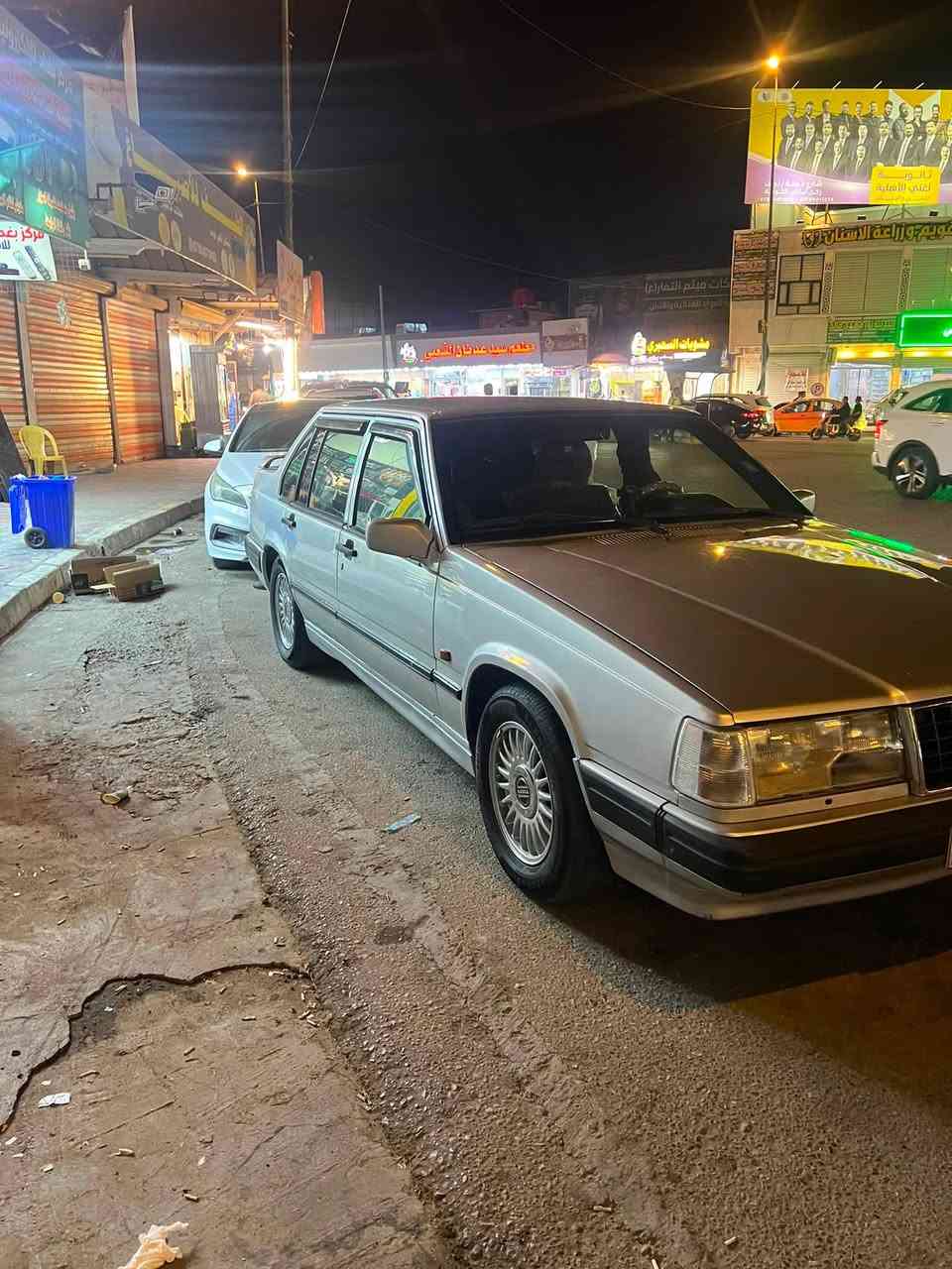 السلام عليكم
اعادة النشر بسبب الوعود الكاذبة وعدم التفرغ 

سيارة فالفو موديل ١٩٩٢ 
مكينة ٢٤٠٠ عادي 

كهربائيات جاهزة 

تبريد منضومة جديدة كمبريسر +راديتر +فريز +مروحة تبريد استاركس صار ١٥ يوم من سادهن 

منضومة البانزين فيت بم +ابلكات +بخاخات جديد 

حدادية جاهزة كلهة نقص فقط بوش التأيرات الخلفية 

سيارة معتني بيهة استعمال خاص 

مكاني النجف الكوفة

رقم دولي جديد 

سنوية ٢٠٢٩

السيارة بسمي مكفولة من العيب الشرعي الكصة او الضربة مصبوغة عام أكلفك المداور 

السيارة سعرهة ٥٠ ورقة او بيهة مجال سعرهة كلش مناسب 

رقم الاتصال او واتساب ***********٠
